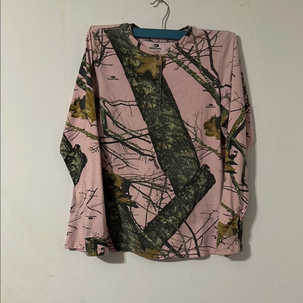 Mossy Oak Pink Camo Long Sleeve Shirt